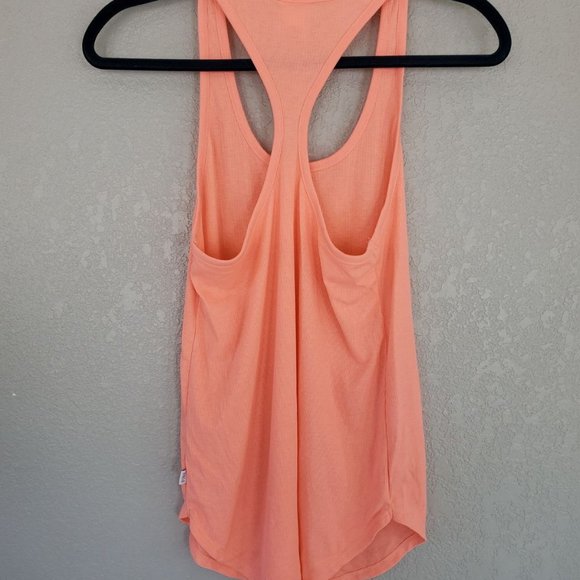 PINK Victoria Secret's Tank Top NWT - Picture 3 of 3
